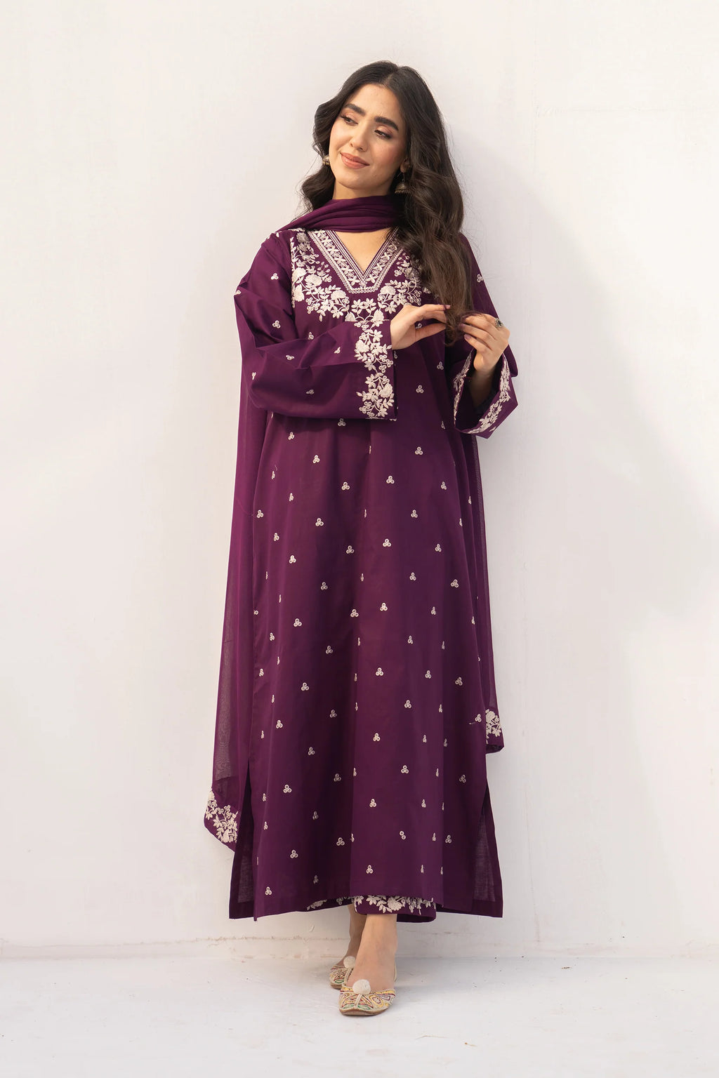 2 PIECE-EMBROIDERED UNSTITCHED LAWN