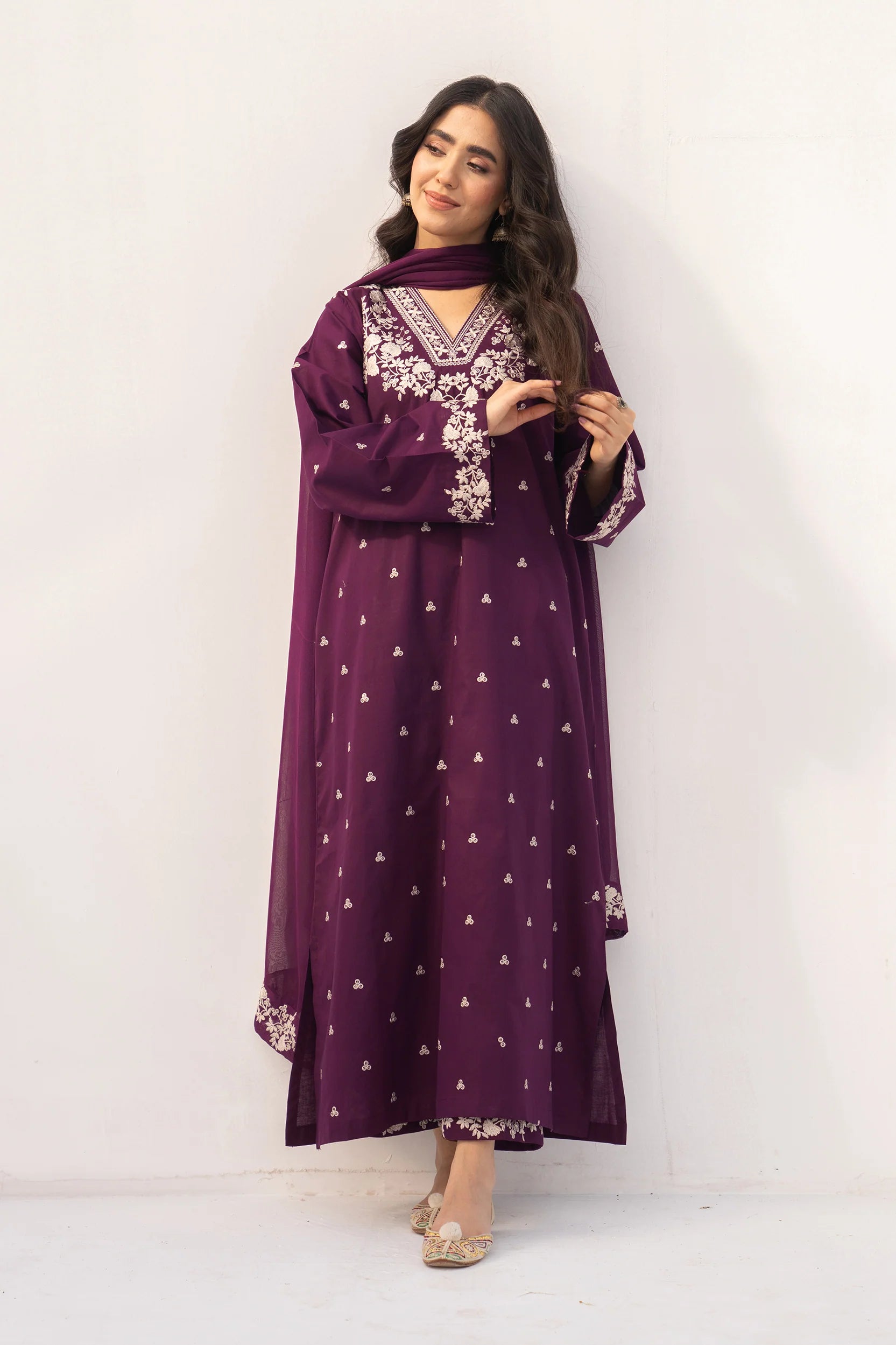 2 PIECE-EMBROIDERED UNSTITCHED LAWN